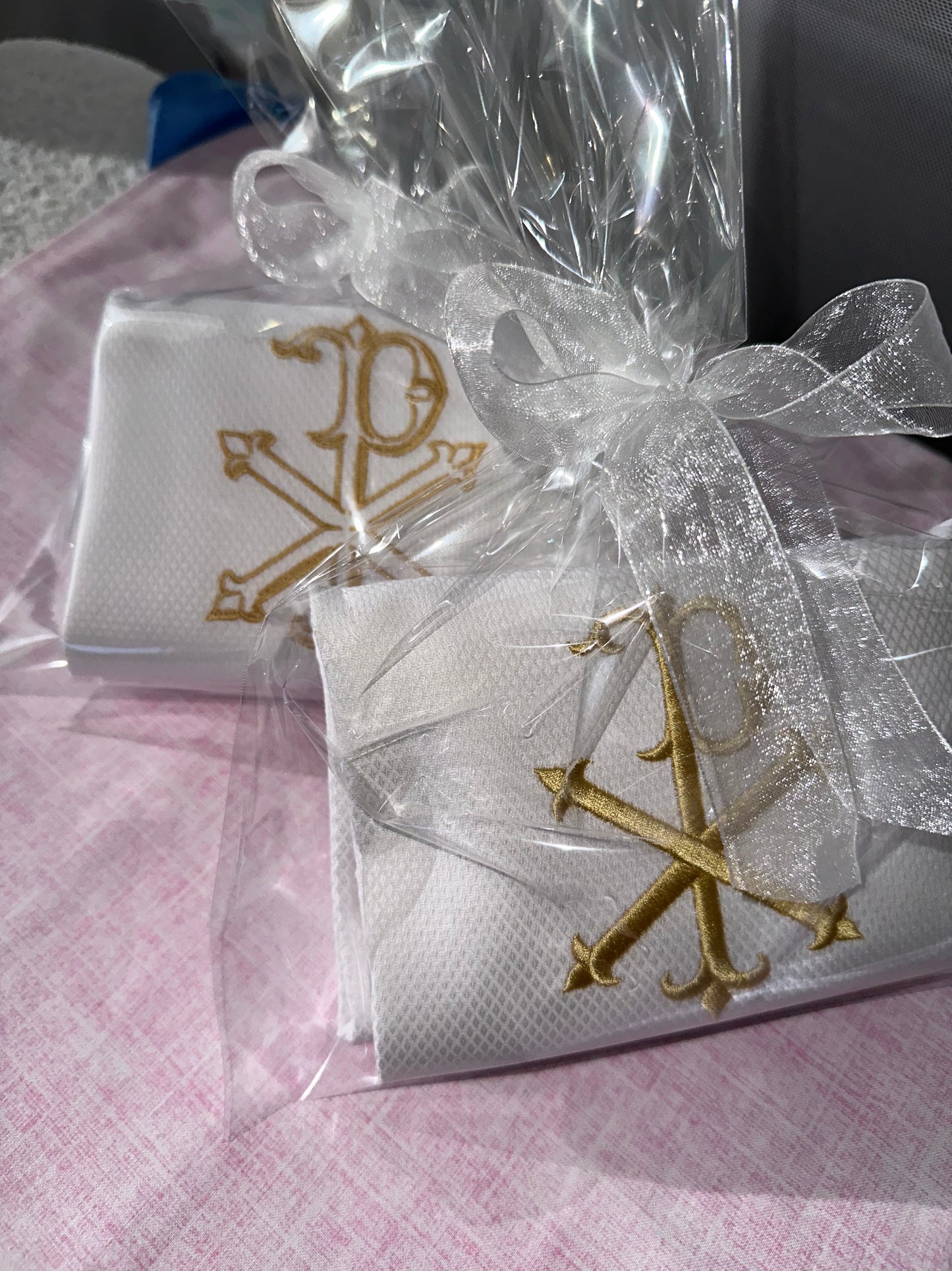 Piqué Guest Towel~ Easter Cross
